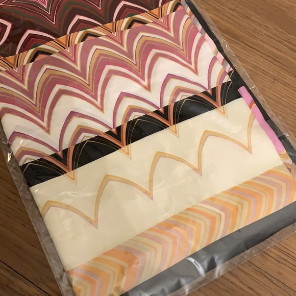 💕x3HP💕Missoni geometric zig zag chevron print silk scarf - Picture 6 of 8